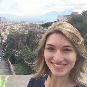 Meet your Posher, Julia